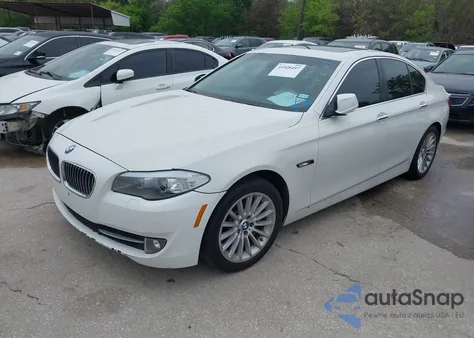 2011 BMW 535I xDrive z USA, uszkodzony, nr VIN WBAFU7C57BC873631